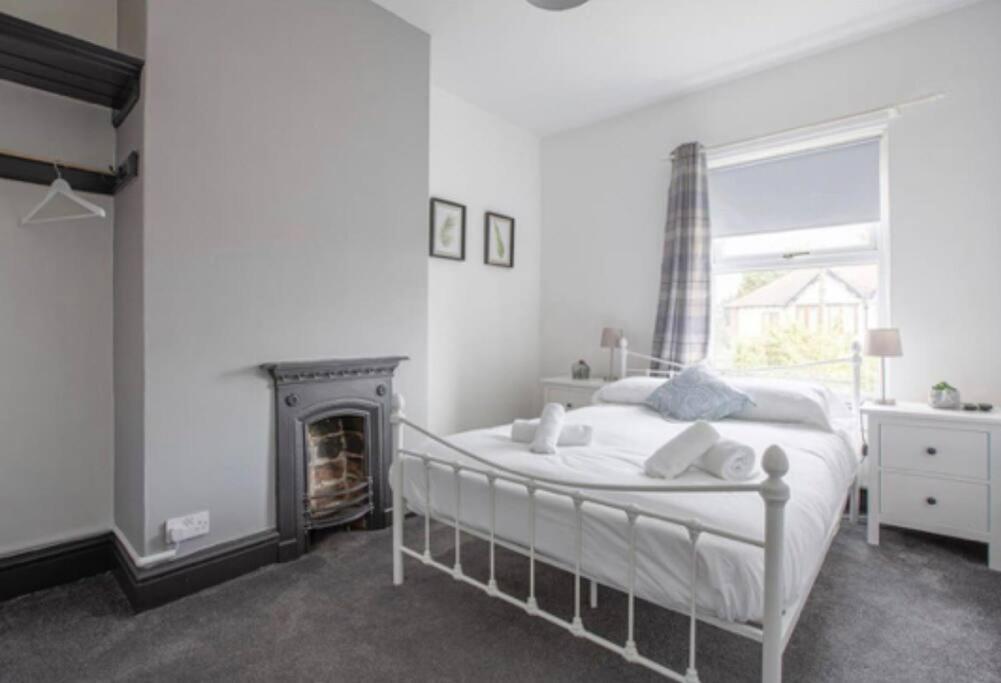 Spacious Town House Lytham St Annes Ngoại thất bức ảnh